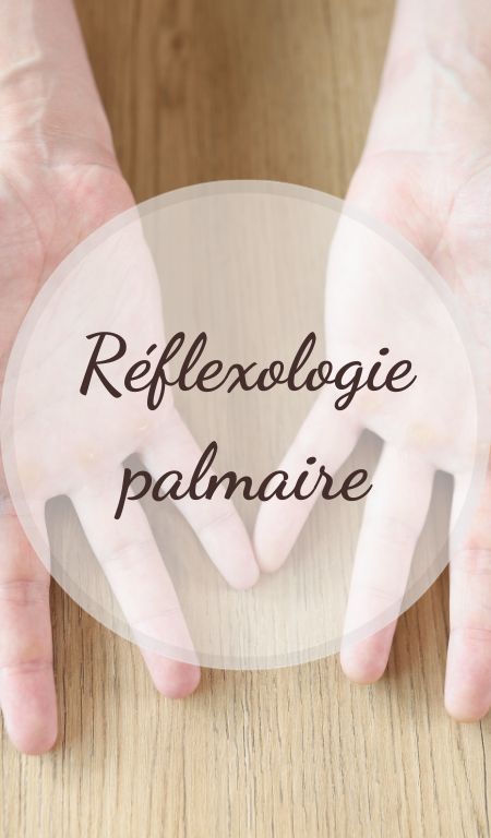 deux mains visible représentant la réflexologie palmaire